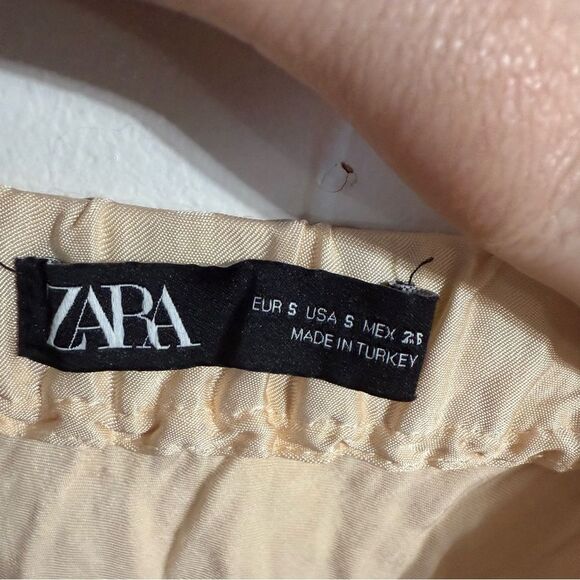Zara Cream Mini Skirt - Picture 3 of 4
